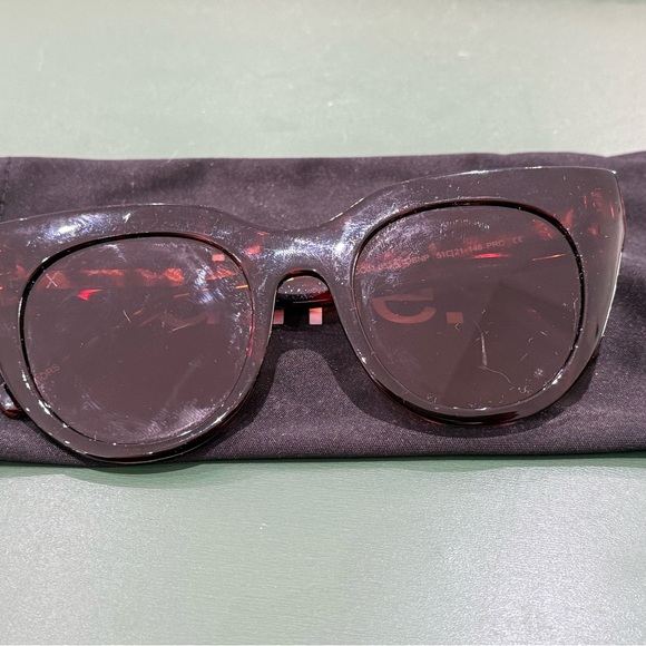 Rumors in Tortoise & Brown
DIME OPTICS - Picture 3 of 7